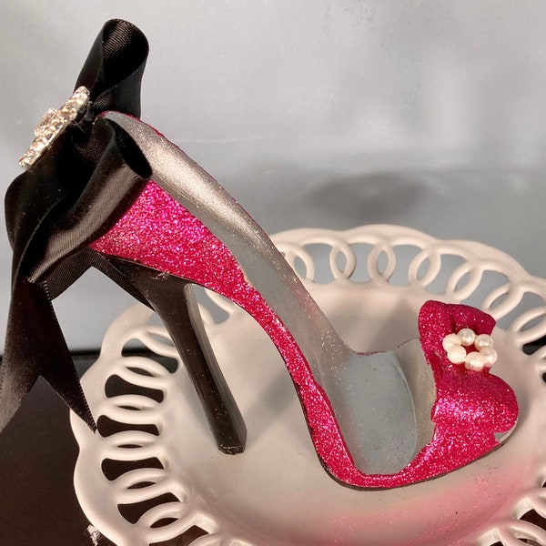 HIGH HEEL CAKE Topper, High Heel Party Decoration, Paris Themed Birthday, Paristian Themed 40th Birthday Centerpiece,  High Heel Centerpiece