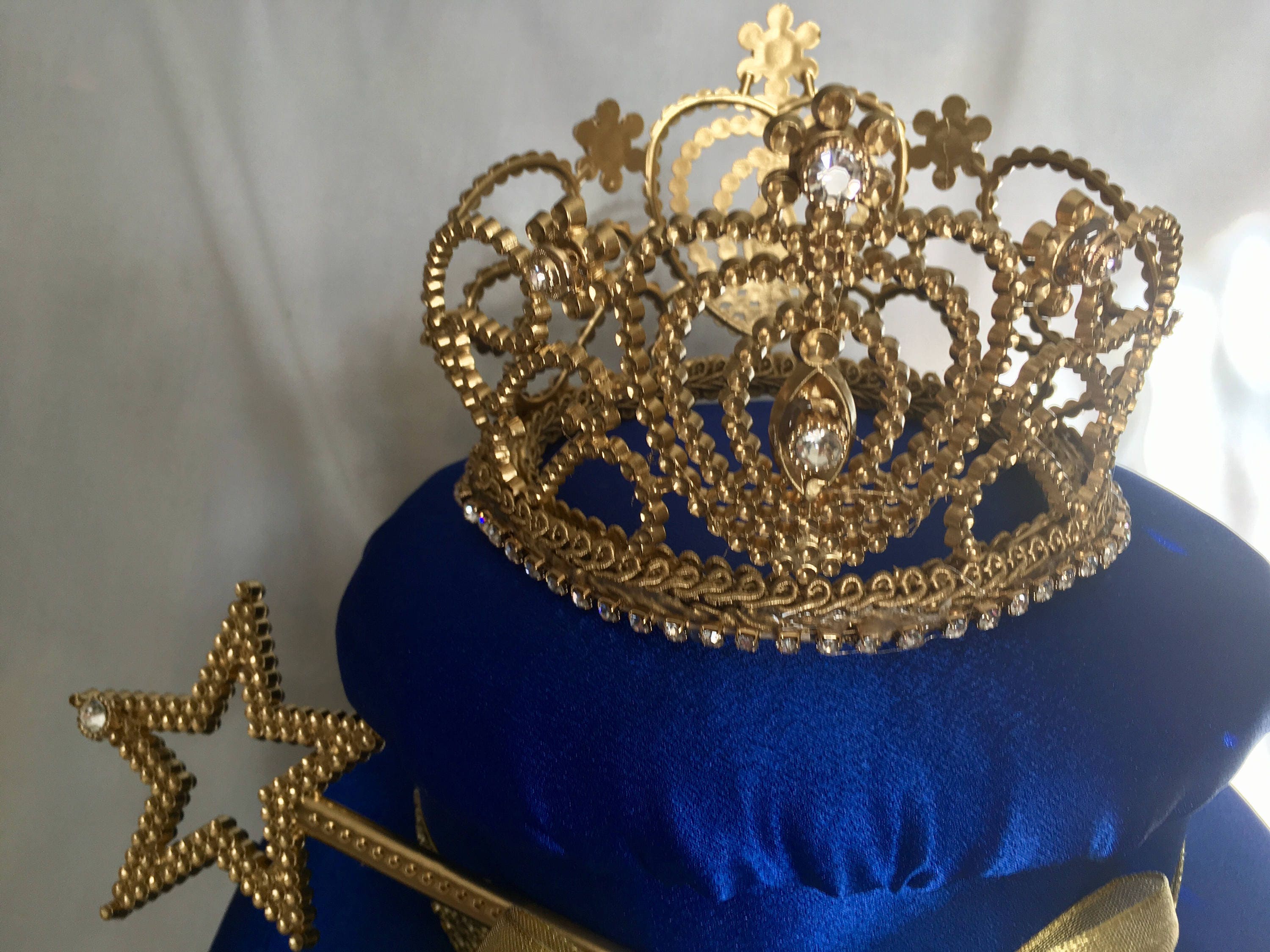 crown royal table centerpieces｜TikTok Search