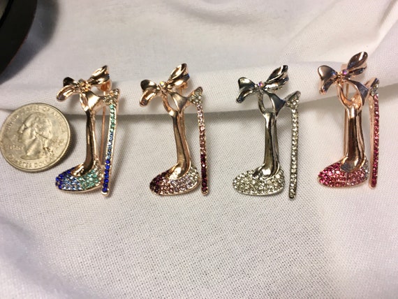 HIGH HEEL SHOE Brooch, High Heel Shoe Pin, Rhinestone Shoe Brooch, Rhinestone High Heel Brooch, Bridal Shower Gift, 50th Birthday Decor