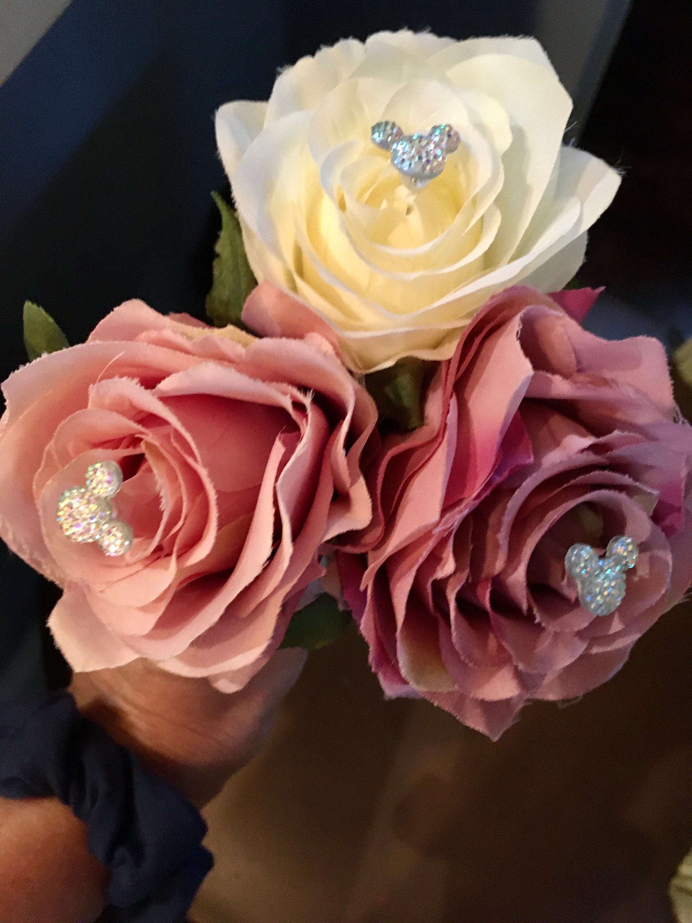 Disney Wedding Flower Pin-6 Hidden Mickey Mouse  Ears-bouquets-centerpieces-boutonnieres-bridal Flower Picks 