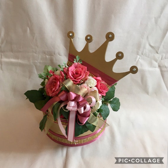 CROWN CENTERPIECE, Royal Birthday, Royal Centerpiece, Sweet 16 Centerpiece, 50th Birthday Centerpiece, Bridal Shower Centerpiece, Crowns