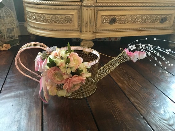 watering can centerpiece, garden party centerpiece, bridal shower centerpiece, garden party decor, garden party shower, garden party