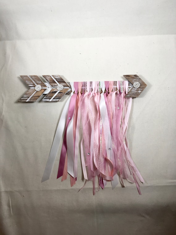 PINK WHITE ARROW, Handing Arrow,Decor Baby Girl Nursery,  Pink Girl Room Decor, Pink White Wall Hanging, Baby Shower, Boho Chic, Boho Decor