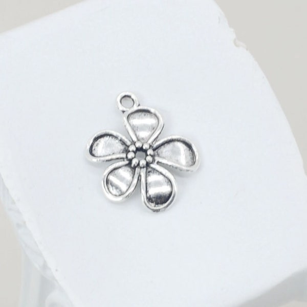 Clearance!  20PCS Antique Silver Tone Cherry Blossom Charm Pendant, Flower Charm Jewelry Supply Wholesale 18x21mm CL03