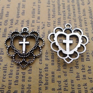 15PCS or 40PCS, Antique Silver Ornate Filigree HEART CROSS Charm Pendant - Religious DIY Jewelry Supply - 20mmX22mm, JHS390-WW29