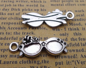 12 or 30PCS, Antique Silver Tone EYE GLASSES, Sunglasses Charm Pendant --- Inspiration Charms, Charms Supply ---- 11X30mm, JHS348-LY580