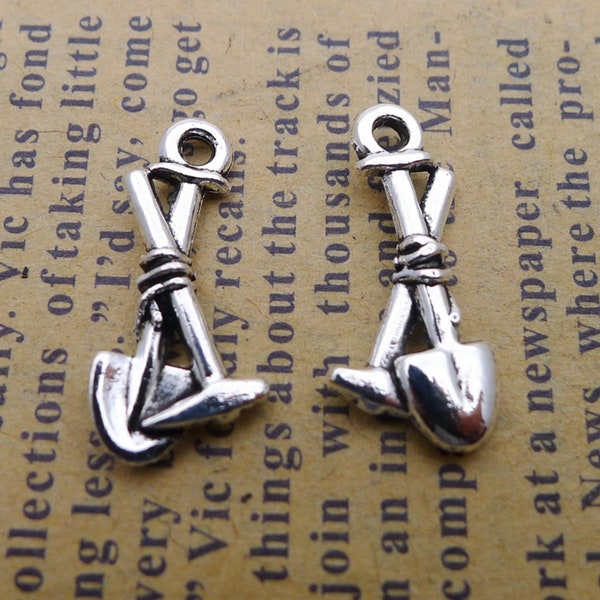 30 or 80PCS, Antique Silver Pick and Spade Shovel Charm Pendant, Digging, Outdoor Tools Jewelry Supply, 10X19mm, JHS281-61