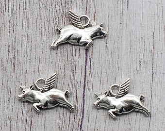 20 or 50PCS, Antique Silver Tone Flying PIG Charm Pendant --- DIY Jewelry Charm Supply Bulk ---- 14X19mm, JHS836-LY808