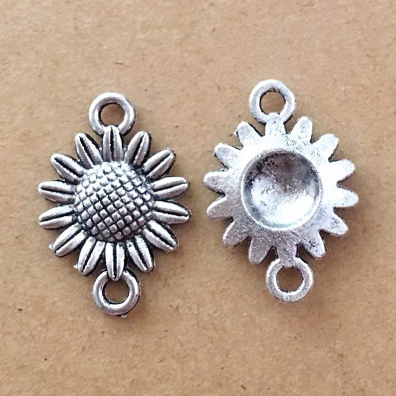 30PCS or 80PCS Jewelry DIY Supplies ---15X22mm JHS948-WW196 Antique Silver SUNFLOWER Connector Charm