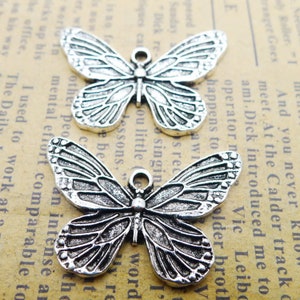 8 or 20PCS Antique Silver Tone Butterfly Charm Pendant, Jewelry DIY Charm Supplies, Insect Charms Bulk Wholesale 21X32mm JHS76