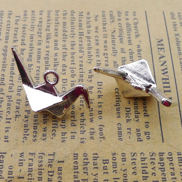 8 or 20PCS, Antique Silver Tone Origami Paper Crane Charm Pendant, 3D Bird Crane Pendant Charm  -- DIY Jewelry Supply - 16mmX28mm JHS767
