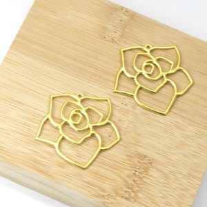 Clearance! 5 PCS, Raw Brass Filigree Rose Charm Pendant, Brass Color Charm,  Earrings Necklace Jewelry DIY Supplies 36mm BQY13-09023
