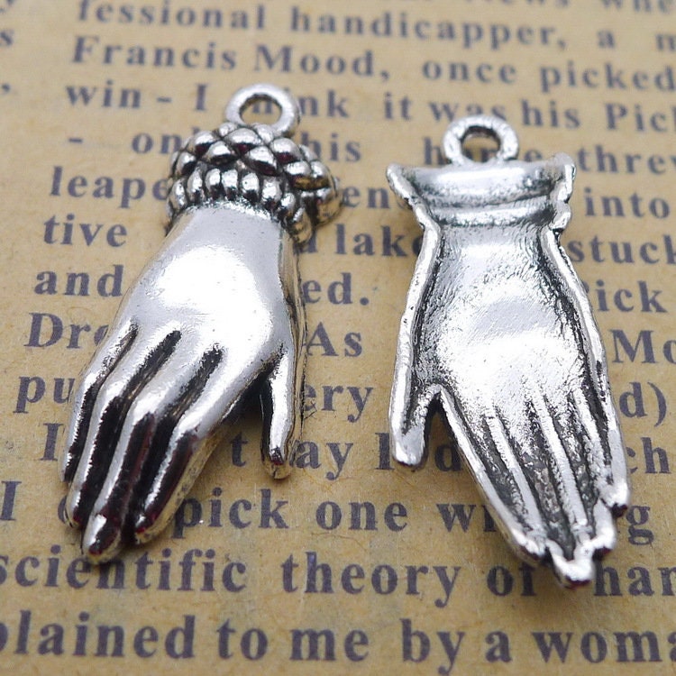Vintage Jewelry Supply JHS301-3633 20PCS or 50PCS Farm Charm Antique Silver TRACTOR Charm Pendant 15X20mm Tibetan Silver Tone