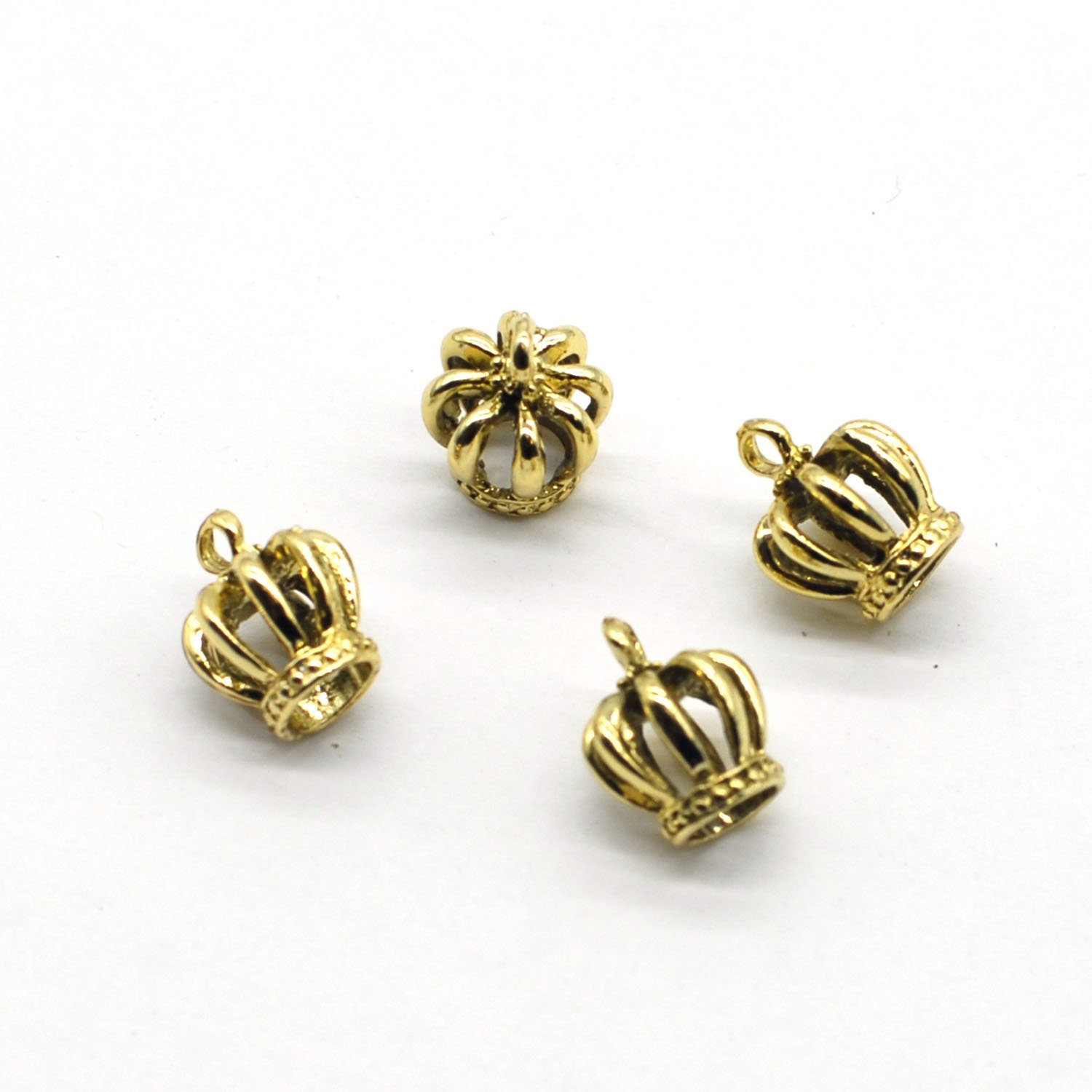 39239 40Pcs Antique Gold Alloy 3D Hollowed Royal Crown Pendant Charms 14*7*7mm 39239 40Pcs Antique Gold Alloy 3D Hollowed Royal Crown Pendant Charms 14*7*7mm
