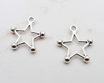 25 or 60PCS, Antique Silver Tone Open Star Charm Pendant, DIY Celestial Jewelry Supply, 16X18mm JHS530-ww351