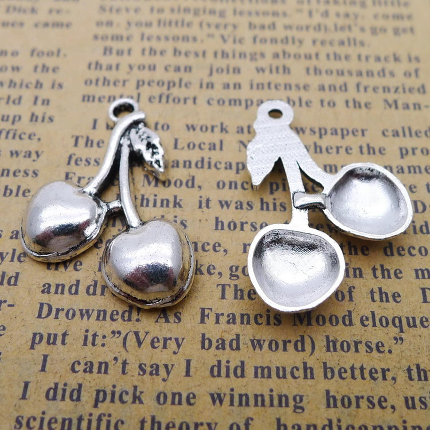 Clearance 30PCS Antique Silver Tone Cherry Charm Pendant