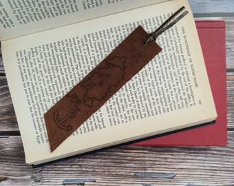 Handmade leather bookmark, gift for reader, book lovers gift, book accessory, leather gift