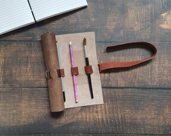 Leather pencil roll, handmade pencil case, leather artist roll, gift for stationery lover, leather pen holder, travel pencil roll