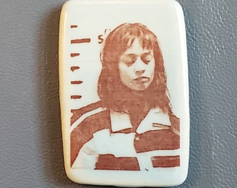 Fiona Apple Mugshot Pin