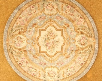 Savonnerie Round 6 x 6. Meter Size 183 x 183. Plush Soft Wool Entirely Hand Knotted. Brand New.
