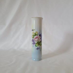 Vase vintage Lefton Bud roses et violettes peintes à la main 5203 porcelaine 7,25 po.