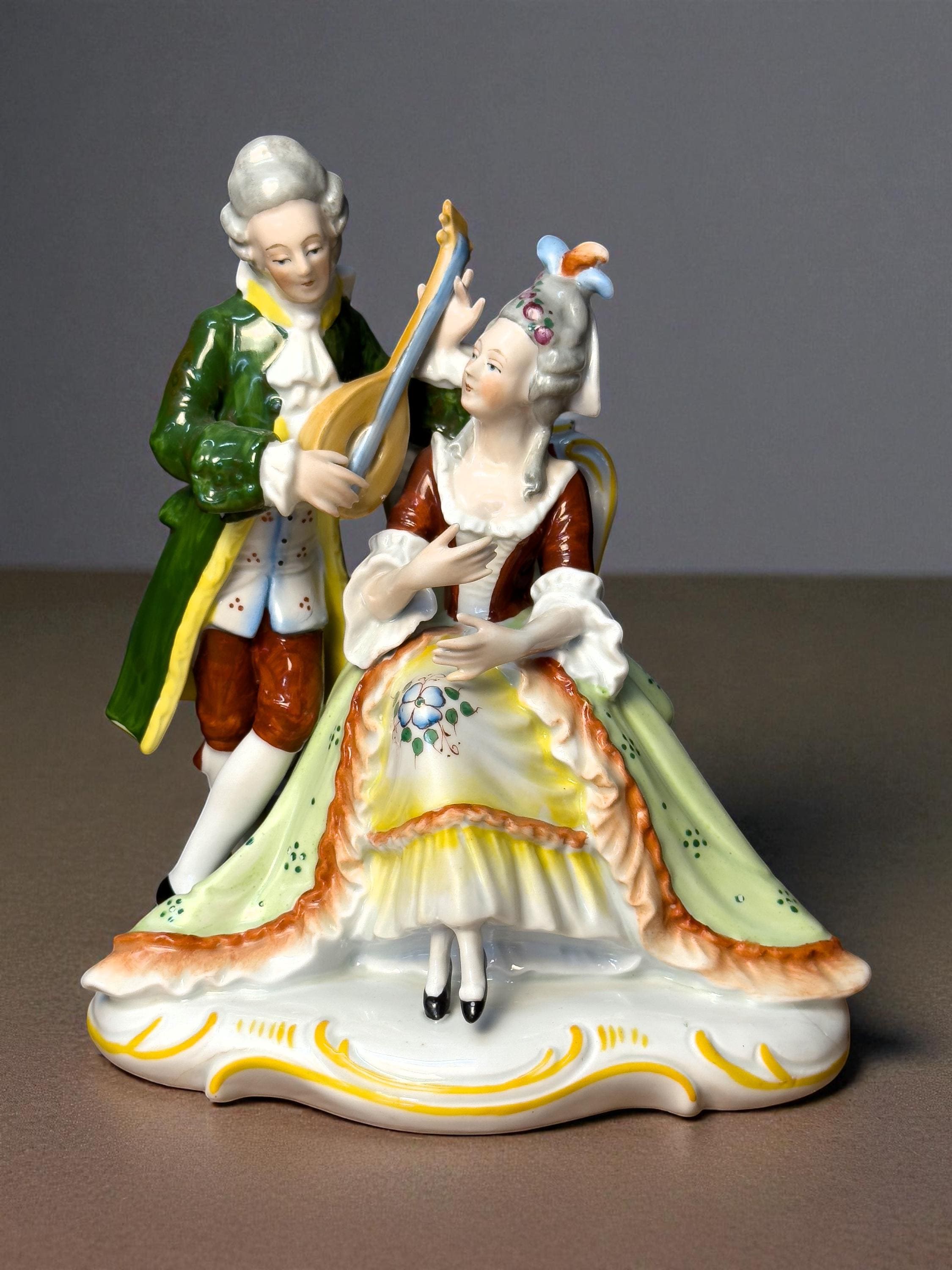 ドイツ　カールエンス作　陶器人形　フィギュリン　　希少 Karl ens figurine - Etsy 日本