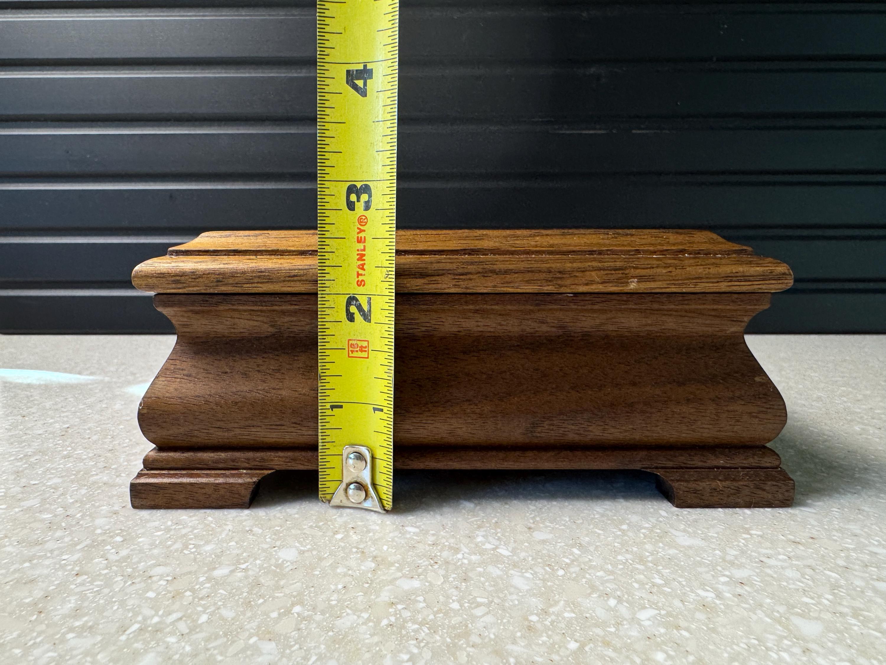 Vintage Sankyo Japan Wood Music Box Glass Lid Visible Movement