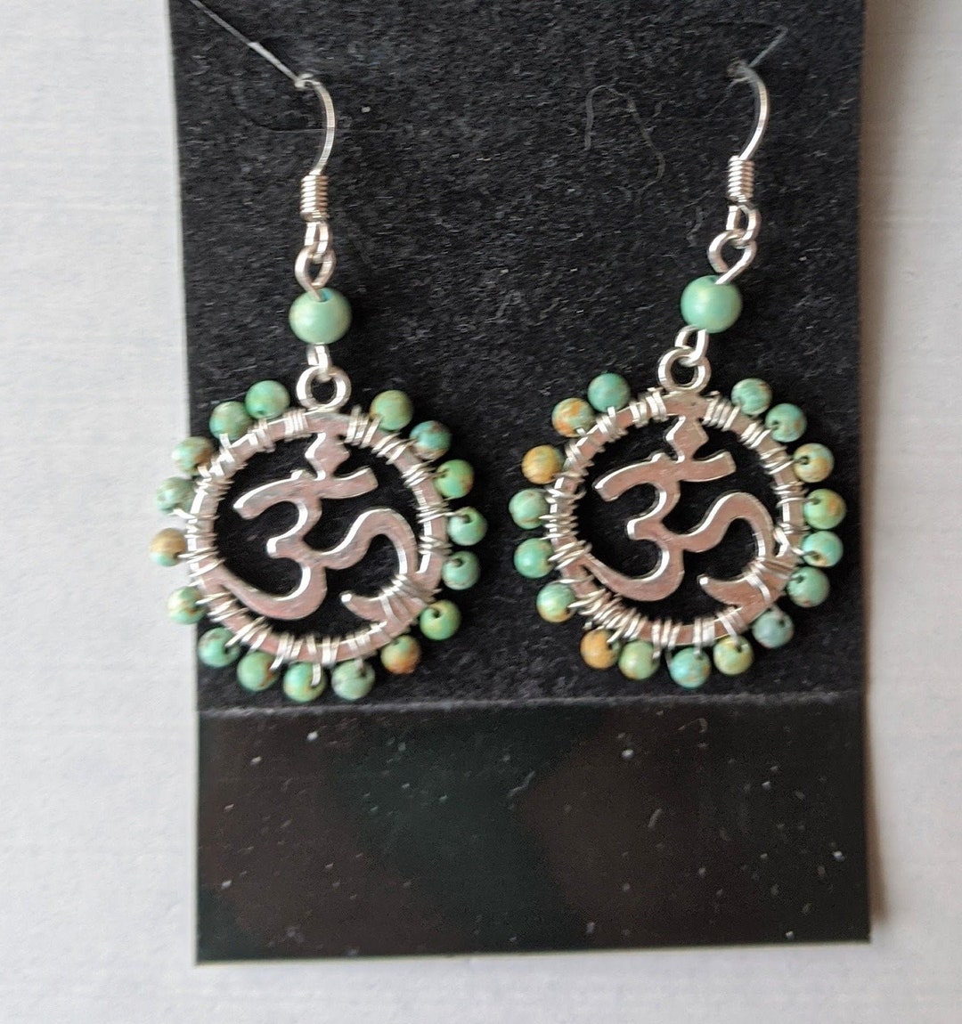 Pendientes De Tuerca Aum Om Ohm Para Mujeres Y Adolescentes