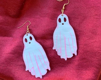 Boucles d’oreilles Fantôme - Boucles d’oreilles en acrylique - Boucles d’oreilles Halloween - Murderino - Boucles d’oreilles Spoopy - Peintes à la main - Boucles d’oreilles effrayantes - Sorcière - Horreur