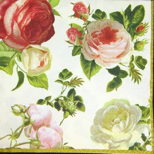 M183 # 3 Stück einzelne Papierservietten für Decoupage, Bastelgewebe, rot rosa weißes Vintage Rosen Blumen Muster auf cremefarbenen Hintergrund