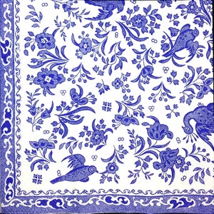 M459# 3 pezzi di tovaglioli di carta singoli per decoupage, fazzoletti artigianali, fiori blu Burleight su sfondo bianco