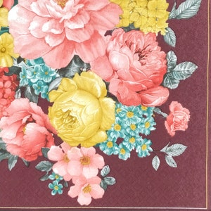 P193# 3 stuks enkele papieren servetten voor decoupage, knutselpapier, bos rozen bloem op mandala-ornament bordeauxrode achtergrond
