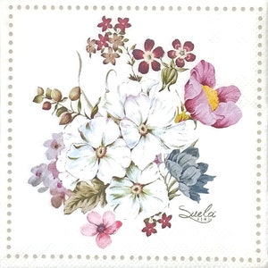 S331# 3 pezzi di PICCOLI tovaglioli di carta singoli per decoupage, formato cocktail di fazzoletti artigianali, fiori di Suela dipinti a pastello su sfondo bianco