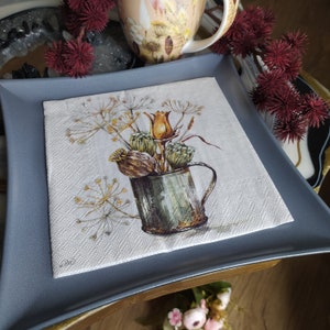T025 3 serviettes en papier recyclé à l'unité pour découpage, papier peint artisanal, fleurs séchées, bourgeon de pavot, bouquet dans un vase en métal sur beige image 5