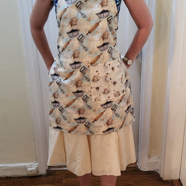 Reversible Apron with Pocket