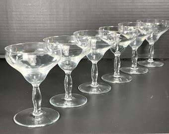 Vintage Etched Crystal Coupe Champagne/Cocktail Glasses - Set of 6 - Etched  Champagne Coupe - Nick and Nora Glasses - Hollywood Regency