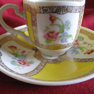 1980&#39;s Avon European Tradition Collectible Espresso Cup - Germany