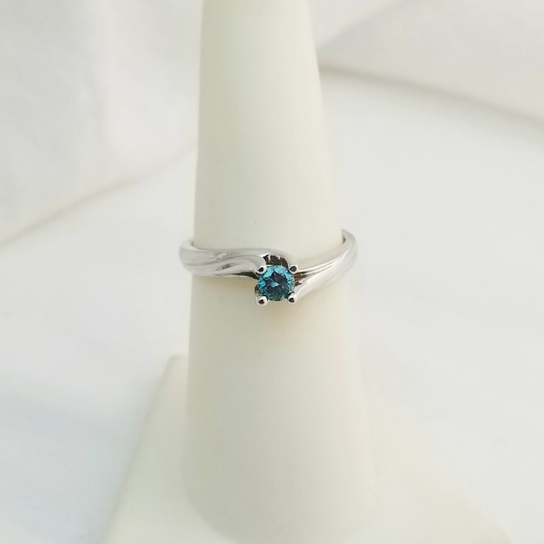 Genuine 14kt White Gold Ring with Genuine Blue Colored Enhanced Diamond L1578