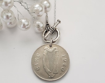 Irish coin necklace, good luck jewelry, Irish coin, Irish gift for birthday, travel souvenir, silver toggle necklace, silver coin jewelry