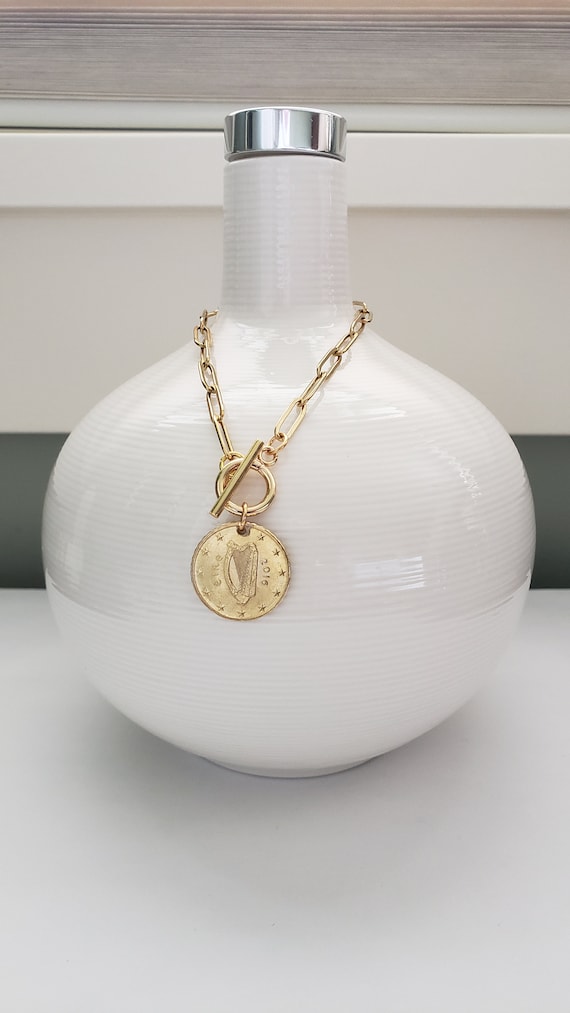 Gold coin bracelet, Irish coin bracelet, Celtic jewelry, St. Patrick's Day gift for sister, Irish birthday gift for her, toggle bracelet
