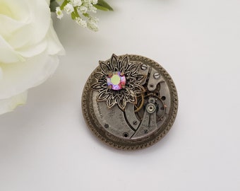 Steampunk brooch, watch parts jewelry, vintage brooch, birthday gift for friend, gift for mom, antique jewelry parts, repurposed jewelry