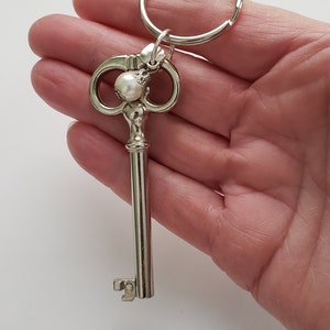 Skeleton Key Keychain, Silver Keychain, Assemblage Keychain, Gift for ...