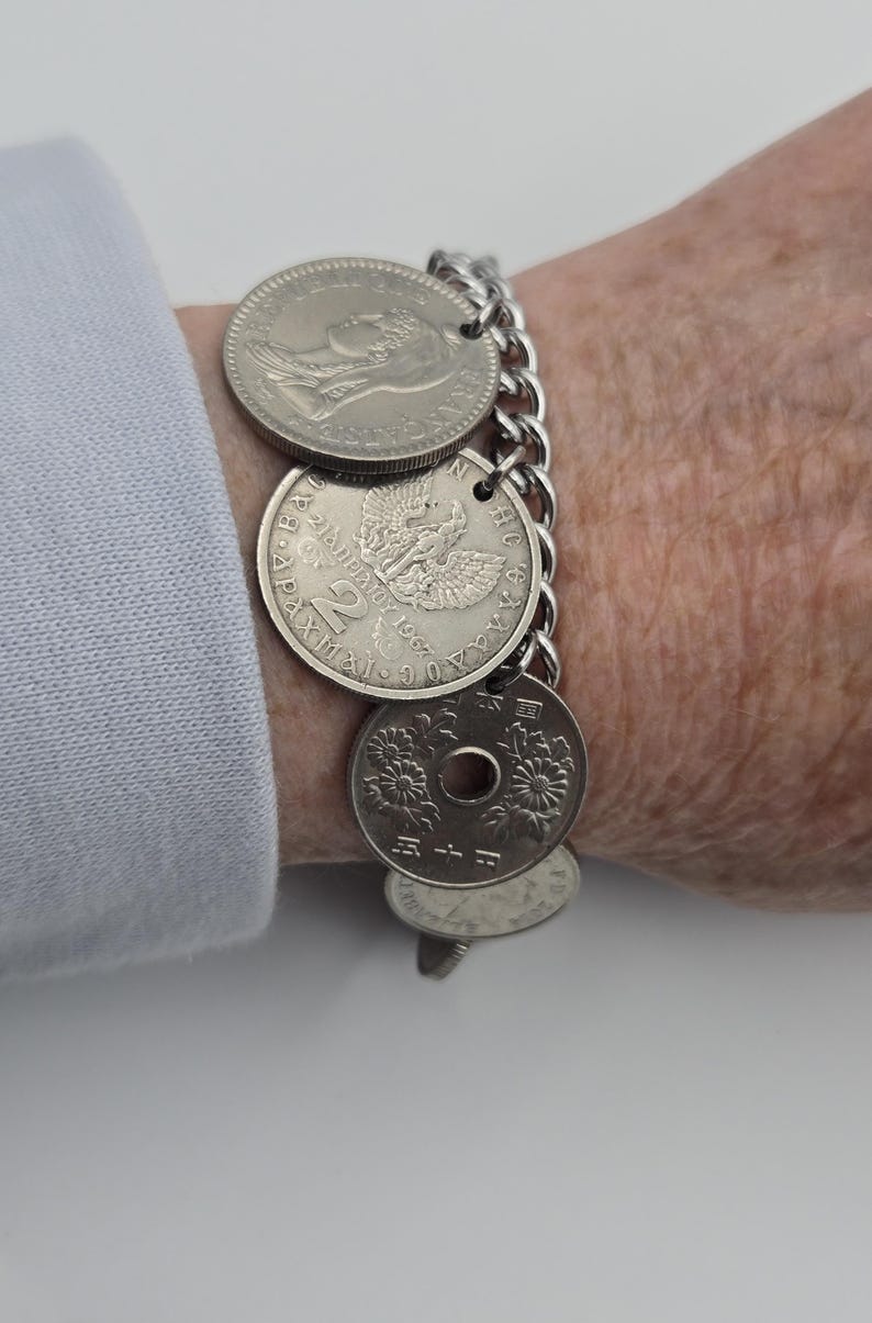 Vintage silver coin bracelet, repurposed coins, coin collector gift, birthday gift, authentic world coins, upcycled jewelry Bild 10