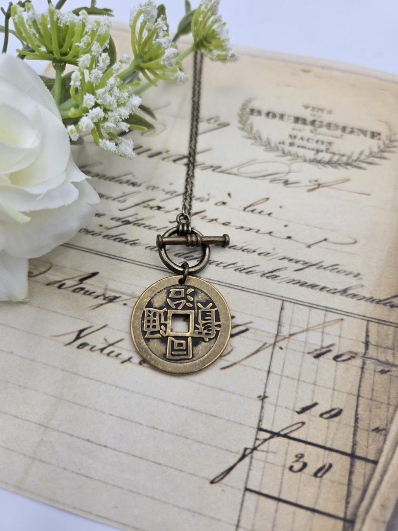 Chinese coin necklace, repurposed jewelry, antique bronze necklace, birthday gift for coin lover, good luck coin, antique bronze toggle imagen 1