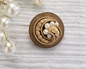 Vintage jewelry brooch, coin jewelry, gold and pearl brooch, anniversary gift for wife, birthday gift for lover of vintage jewelry, upcycled