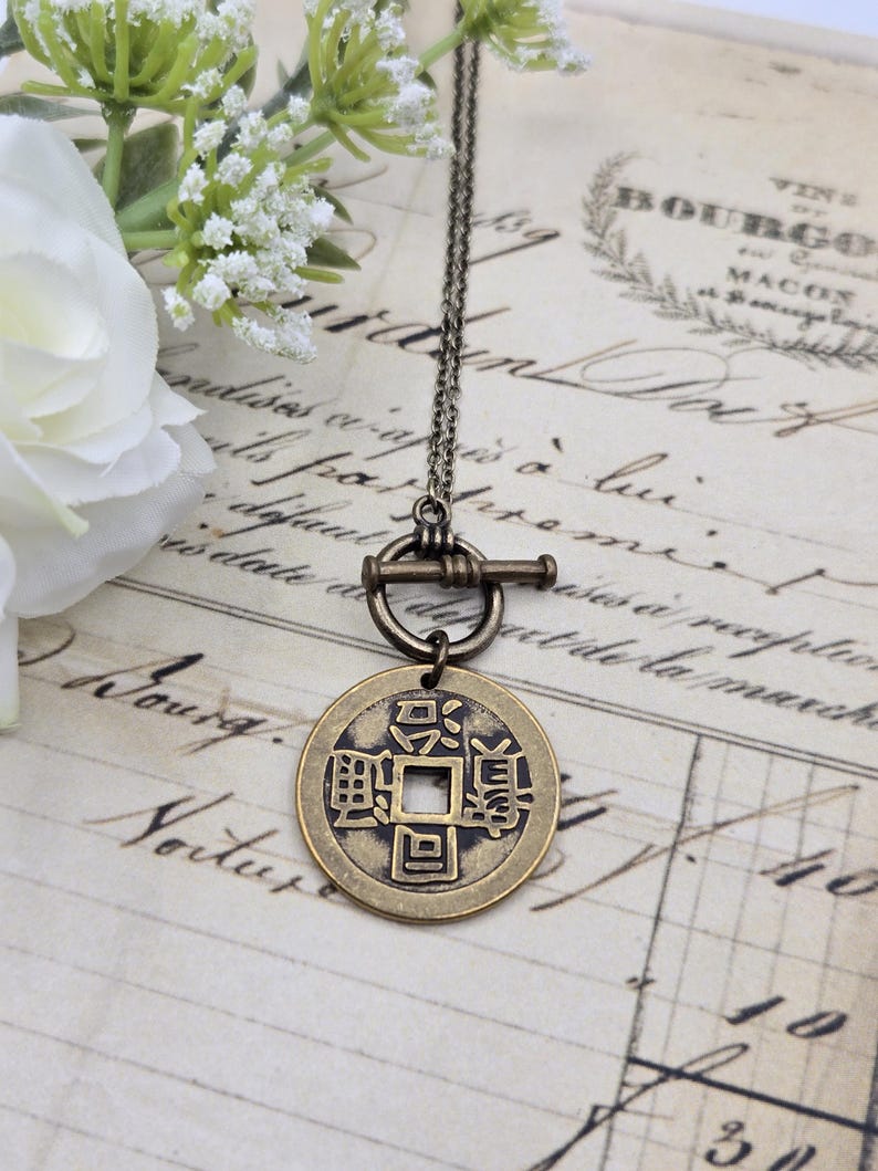 Chinese coin necklace, repurposed jewelry, antique bronze necklace, birthday gift for coin lover, good luck coin, antique bronze toggle imagen 8
