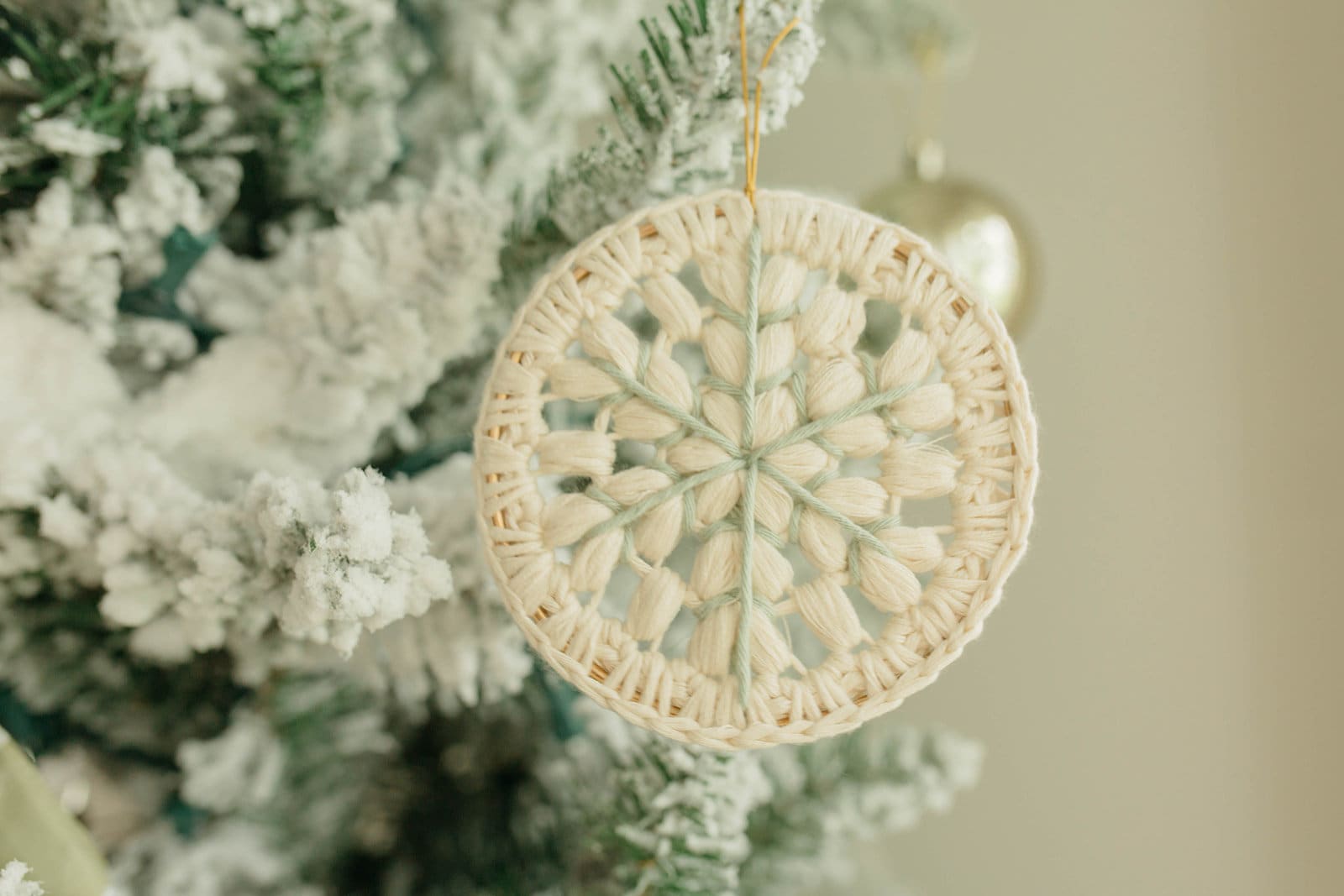 40 Free Christmas Crochet Patterns – Creative Projects 32 Crochet Christmas Ornament