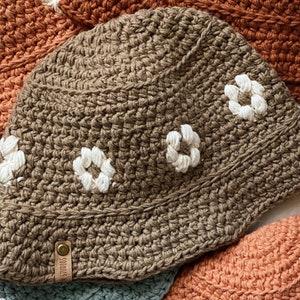Crochet Bucket Hat Pattern, Floral Daisy Crochet Floppy Brim Sun Hat, Bucket Full of Posies Hat image 7