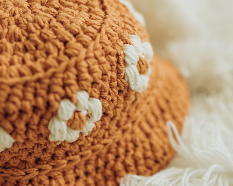 Crochet Bucket Hat Pattern, Floral Daisy Crochet Floppy Brim Sun Hat, Bucket Full of Posies Hat image 3