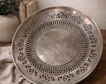 Viners of Sheffield Silverplate Pierced Tray